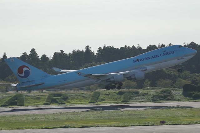 Boeing 747-400 (HL7602)