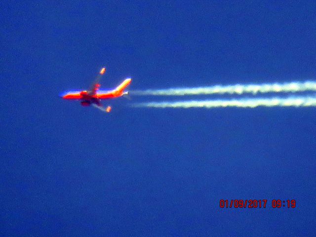 Boeing 737-700 (N7720F)