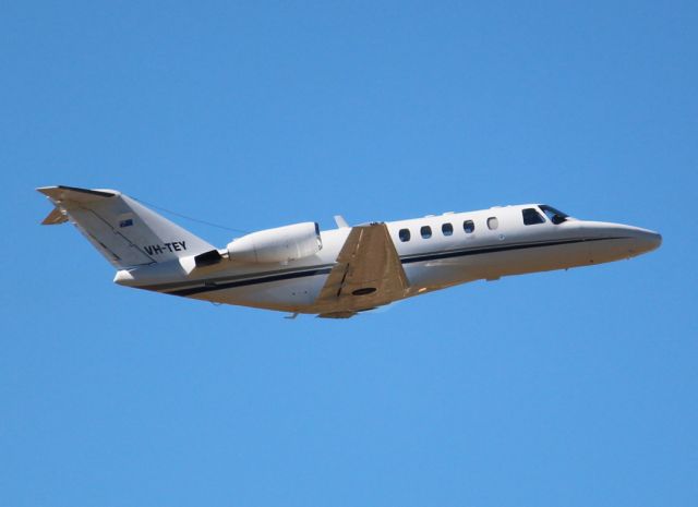 Cessna Citation CJ2+ (VH-TEY) - Departing Longreach to the west - 5 May 2019