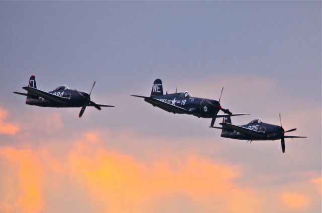 Mooney M-20 (N4TF) - NAS OCEANA AIR SHOW,2010,CORSAIR AND BEARCATS,"THE HORSEMEN"