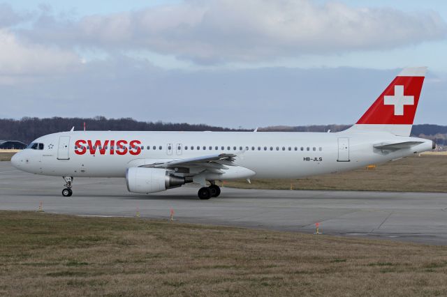 Airbus A320 (HB-JLS)