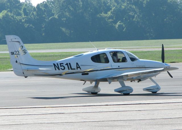 Cirrus SR-22 (N51LA) - Parked at Downtown Shreveport.