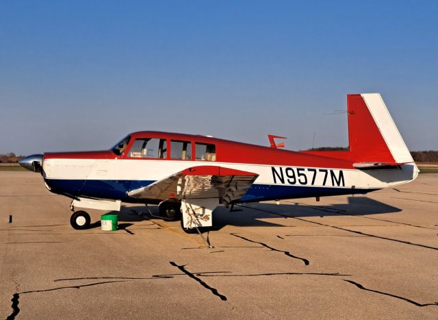 Mooney M-20 (N9577M) - Whiteside County Airport KSQI 8 April 2023.br /Right smart looking Mooney on its stop thru from Knoxville, TN to Rochester,  MN. br /Gary C Orlando Photo