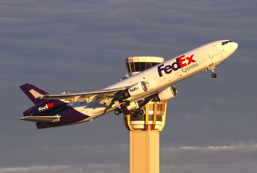 Boeing MD-11 (N618FE)