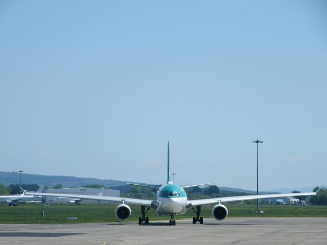 Airbus A330-300 (EI-DUO)