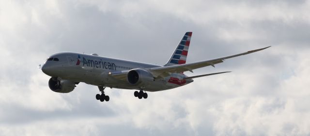 Boeing 787-8 (N872AN) - On approach to Miami International on the afternoon of the 29th of November, 2020.