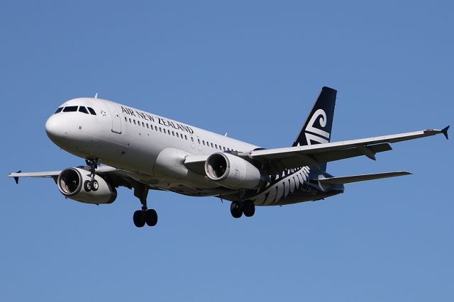 Airbus A320 (ZK-OJE) - on 23 August 2017