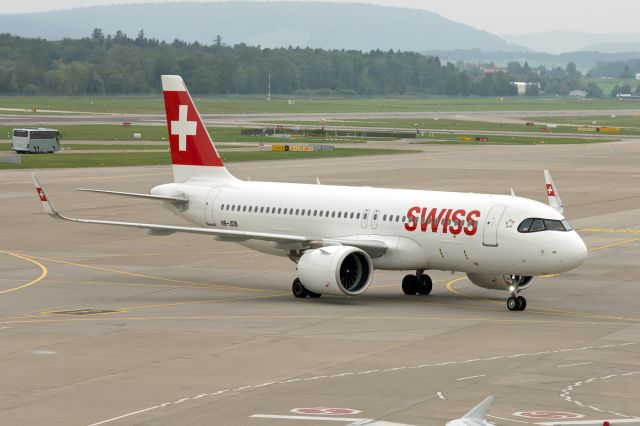 Airbus A320neo (HB-JDB)
