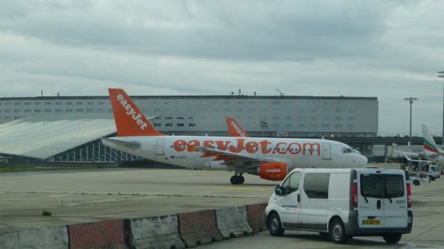 Airbus A319 (G-EZDY) - Delivered to EasyJet in 2009