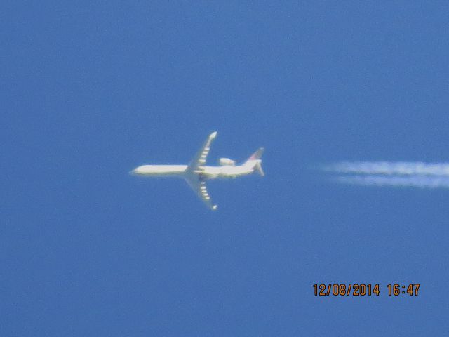 Canadair Regional Jet CRJ-700 (N543EA) - American Eagle flight 3101 from OKC to ORD over Southeastern Kansas at 36,000 feet.