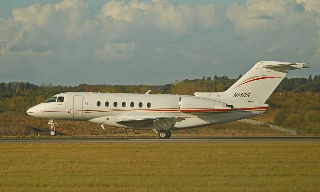 Hawker Beechcraft 4000 (N14QS)