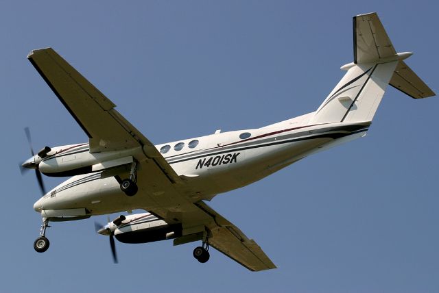 Beechcraft Super King Air 200 (N401SK) - This is the real N401SK, not a BAC111.