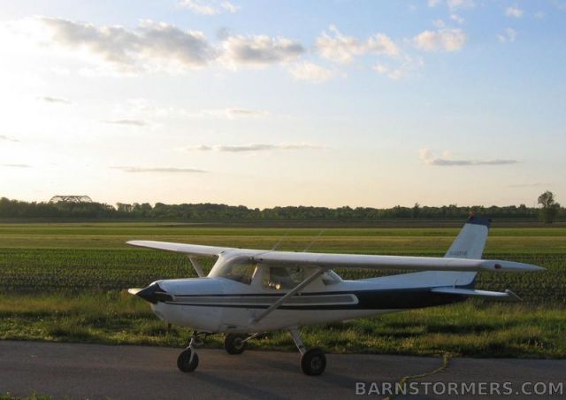 Cessna 152 (N4851B)