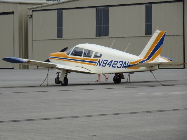 Piper Cherokee (N9432N)