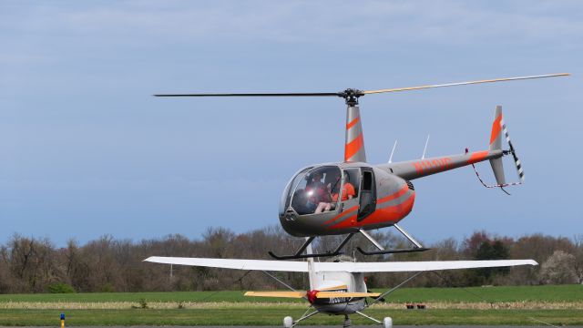 Robinson R-44 (N111VG)
