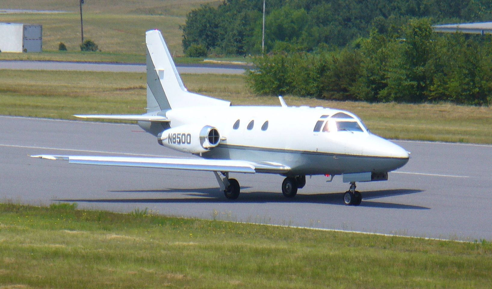 N8500 — - Model 40