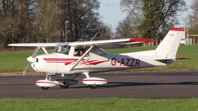 Cessna Commuter (G-AZZR)