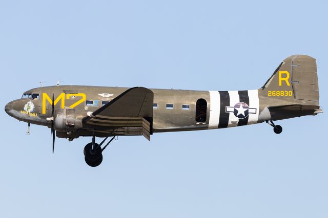 Douglas DC-3 (N45336)