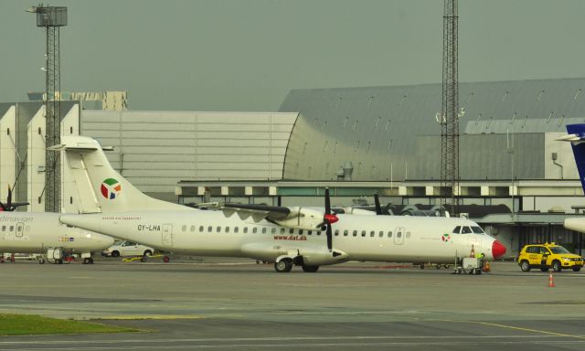 ATR ATR-72 (OY-LHA) - Danish Air Transport ATR 72-202 OY-LHA in Copenhagen