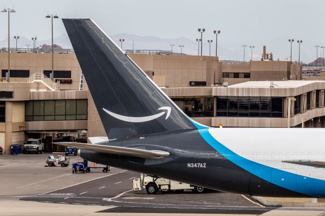 BOEING 767-300 (N347AZ) - SPOTTED AT KPHX ON 6-5-20