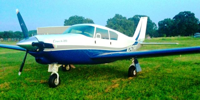 Piper PA-24 Comanche (N250PC)