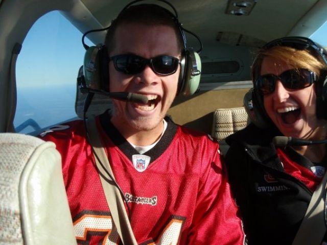 Beechcraft 35 Bonanza (N7835V) - Happy Passengers to Tampa Nov 08