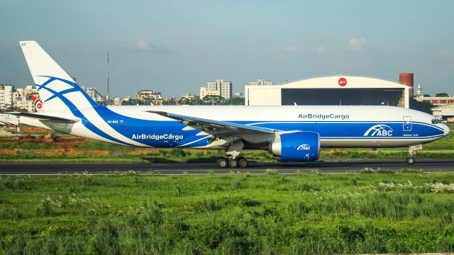 Boeing 777-200 (VQ-BAO)