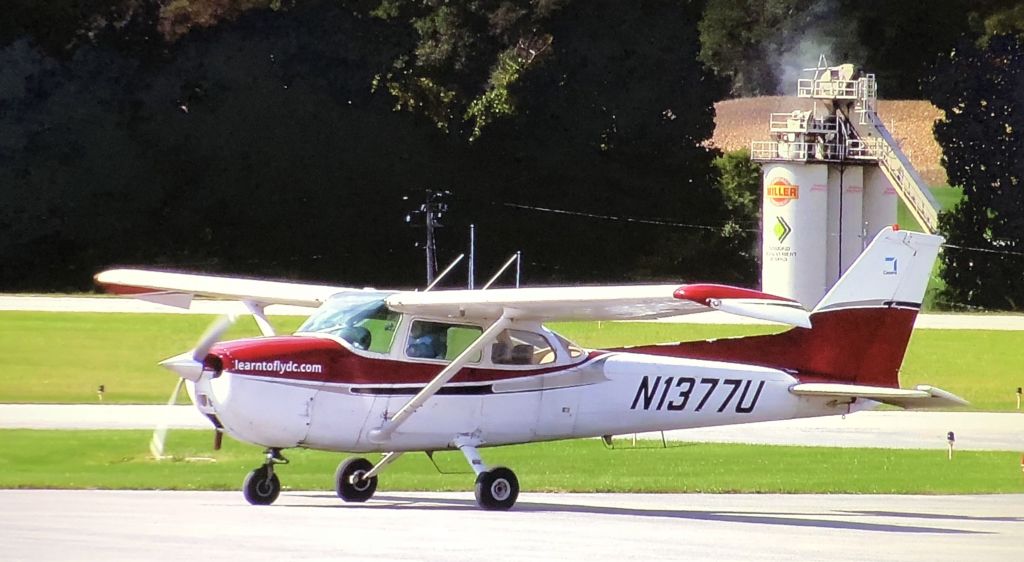 Cessna Cutlass RG (N1377U)