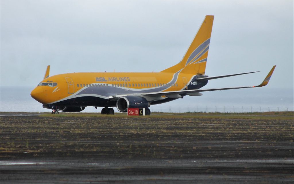 Boeing 737-700 (F-GZTD) - 13/06/2020 Aeroporto de Santa Maria - Açores