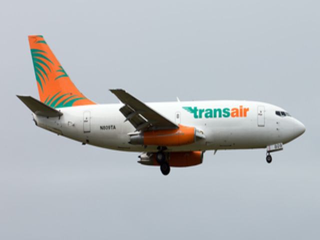 Boeing 737-700 (N809TA) - Transair