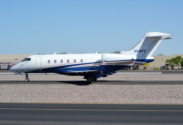 Bombardier Challenger 300 (BJS516)
