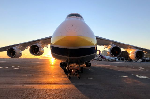 Antonov An-124 Ruslan (UR-82072) - Sunrise 