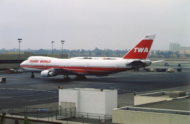 Boeing 747-200 (N303TW) - Taxing at KLAX Intl Airport on 1989/08/30