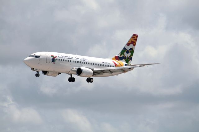 Boeing 737-200 —