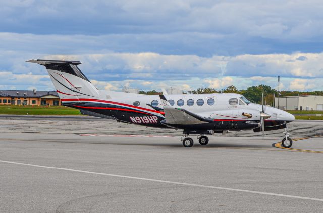 Beechcraft Super King Air 350 (N919HP)