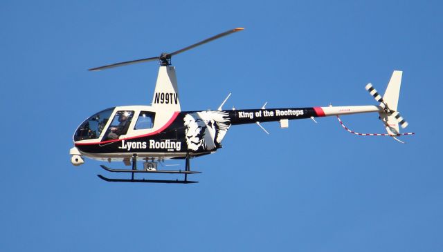 Robinson R-44 (N99TV)