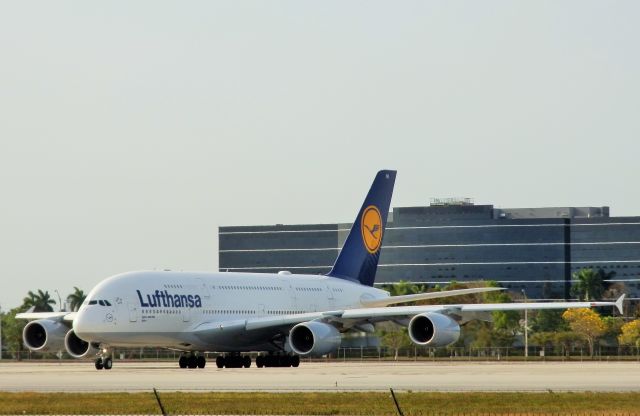 Airbus A380-800 (D-AIMI)