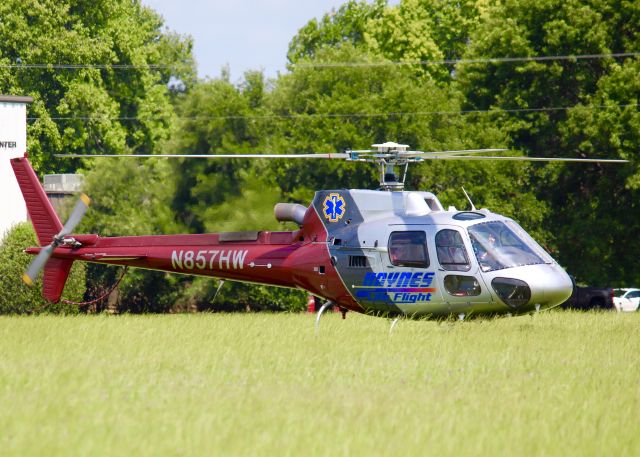 Eurocopter AS-350 AStar (N857HW) - At Metro Aviation.