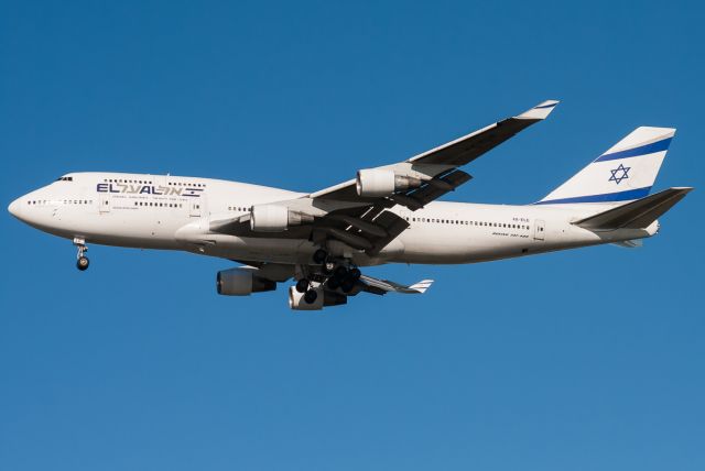 Boeing 747-200 (4X-ELE) - Approaching 31R at JFK.