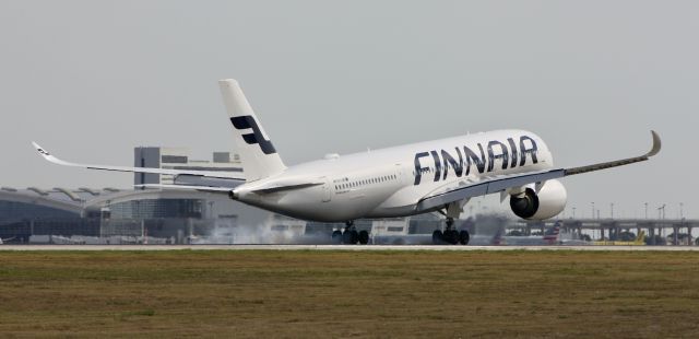 Airbus A350-900 (OH-LWD)