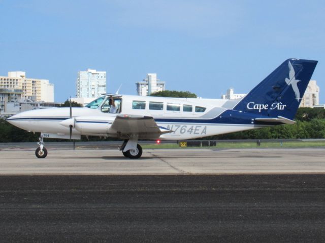 Cessna 402 (N764EA)