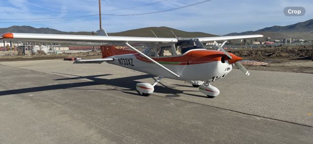 Cessna Skyhawk (N733XZ)