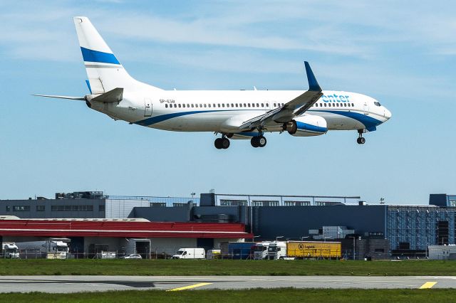 Boeing 737-800 (SP-ESB) - WAW Spotting