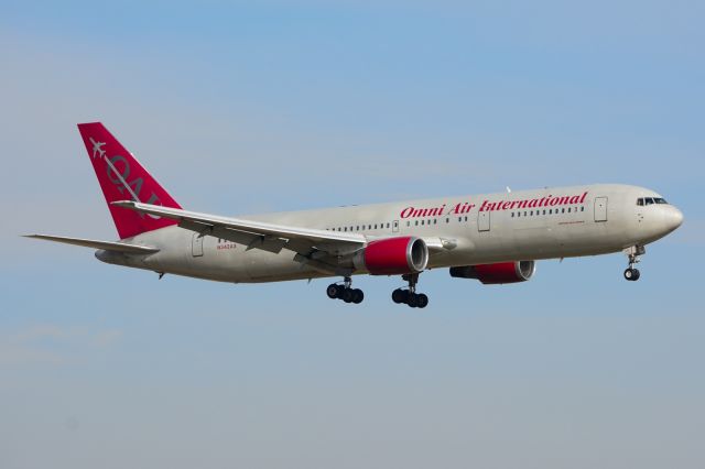 BOEING 767-300 (N342AX) - Omni Air International - N342AX - B767-300ER - Arriving KDFW 12/27/2013