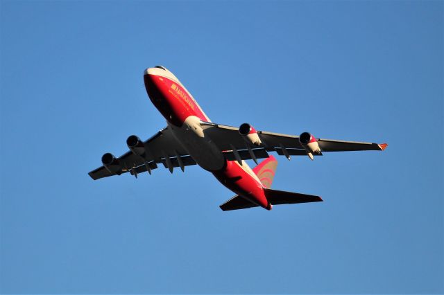 Boeing 747-400 (N936CA)