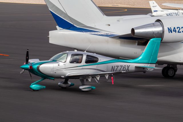 Cirrus SR22 Turbo (N776X) - Spotted at KSDL on January 22, 2021