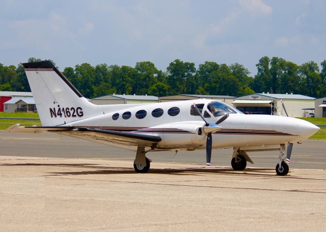Cessna 421 (N4162G) - At Downtown Shreveport.