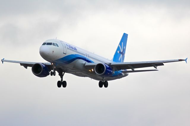 Airbus A320 (XA-MLR)