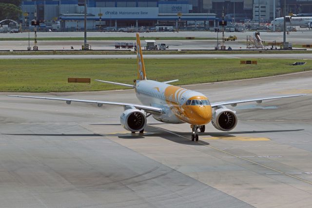 Embraer E190-E2 (9V-THA)