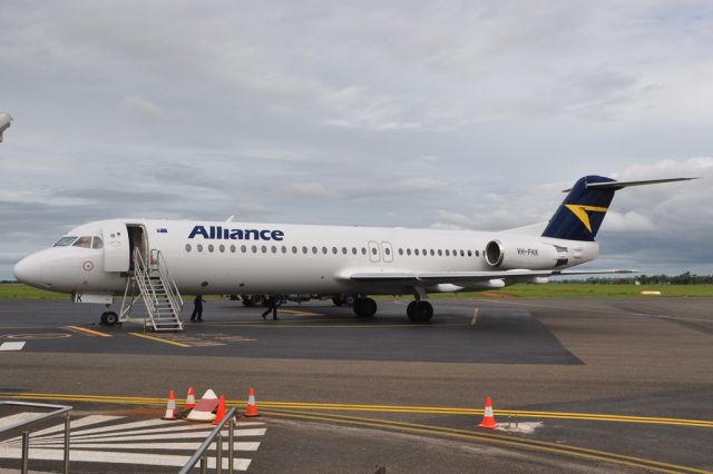 Fokker 100 (VH-FKK)